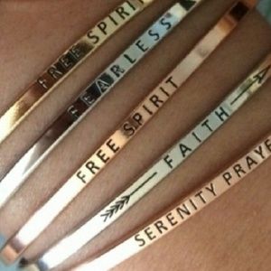 SILVER "FEARLESS" BRACELET